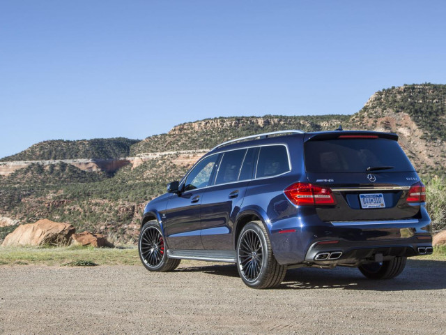 Mercedes-Benz GLS фото