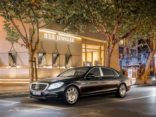 Mercedes-Benz Mercedes-Maybach фото