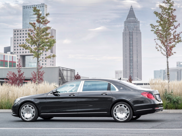 Mercedes-Benz Mercedes-Maybach фото