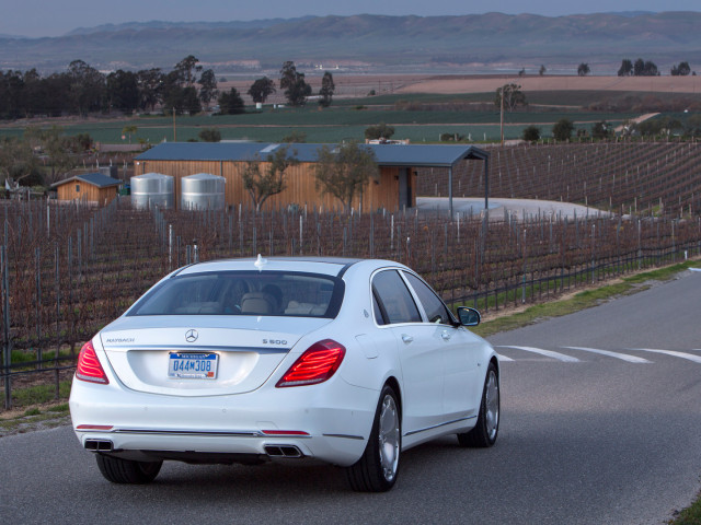 Mercedes-Benz Mercedes-Maybach фото