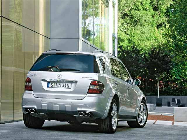 Mercedes-Benz ML AMG фото