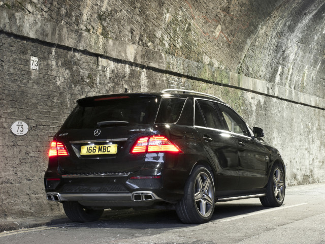 Mercedes-Benz ML фото