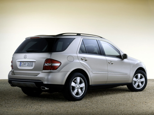 Mercedes-Benz ML фото