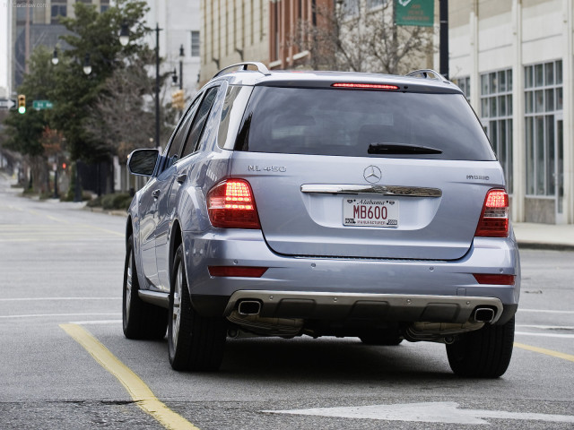 Mercedes-Benz ML фото