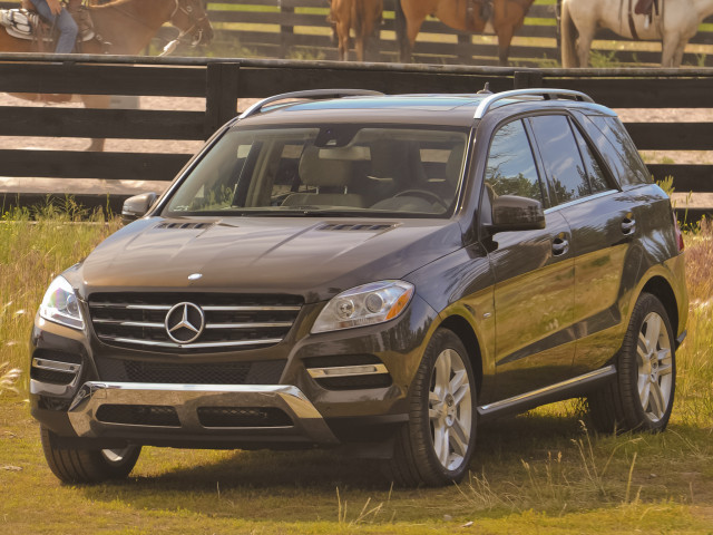 Mercedes-Benz ML фото