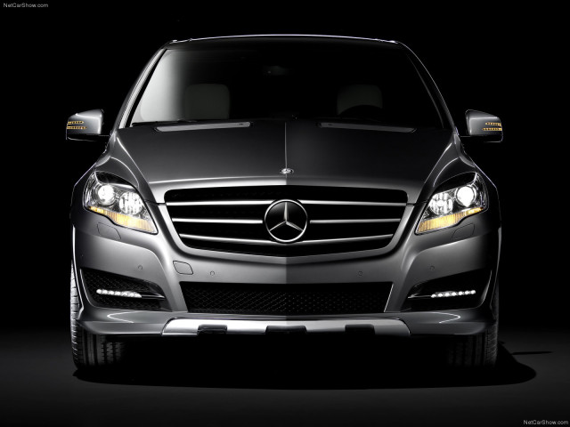 Mercedes-Benz R-Class фото