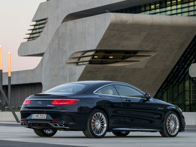 Mercedes-Benz S-Class AMG Coupe фото
