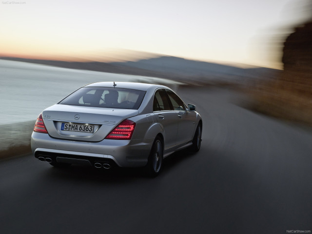 Mercedes-Benz S-Class AMG фото