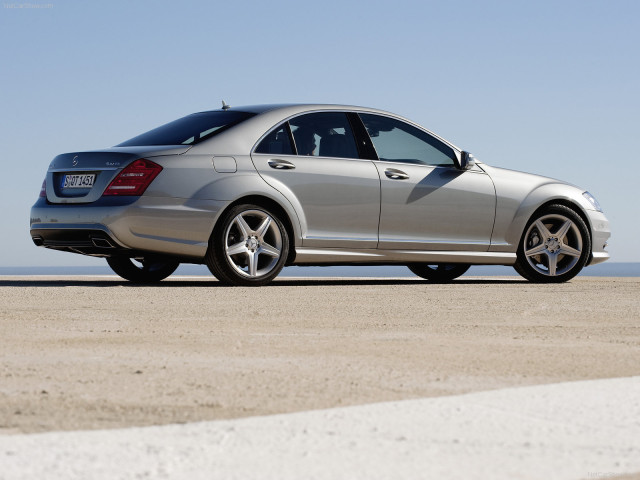 Mercedes-Benz S-Class AMG фото