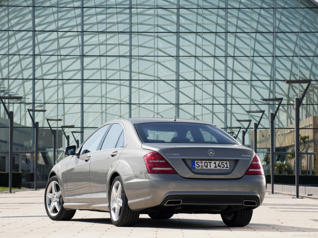 Mercedes-Benz S-Class AMG фото