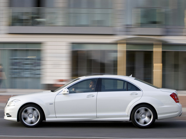 Mercedes-Benz S-Class AMG фото