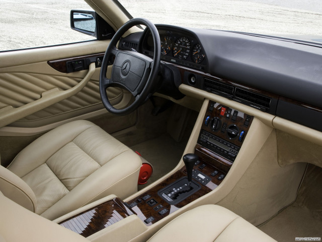 Mercedes-Benz S-Class Coupe C126 фото