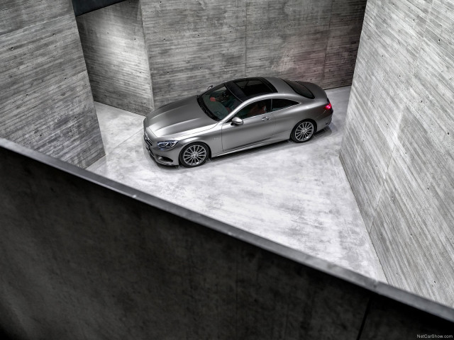 Mercedes-Benz S-Class Coupe фото