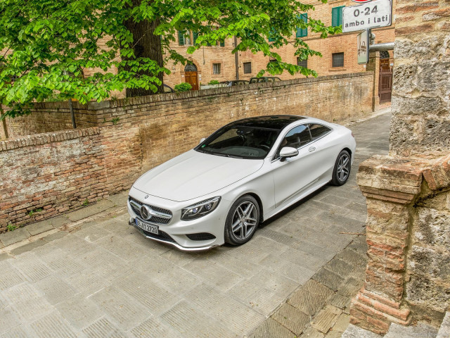 Mercedes-Benz S-Class Coupe фото