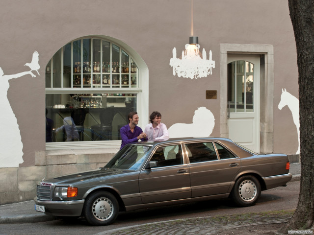 Mercedes-Benz S-Class W126 фото