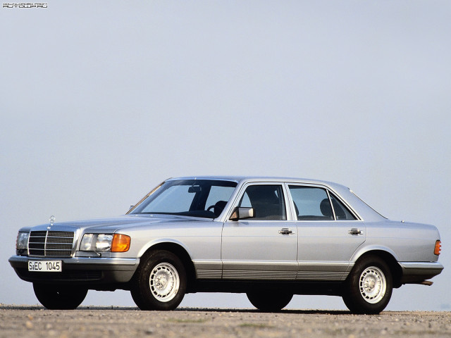 Mercedes-Benz S-Class W126 фото