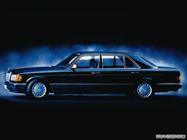 Mercedes-Benz S-Class W126 фото