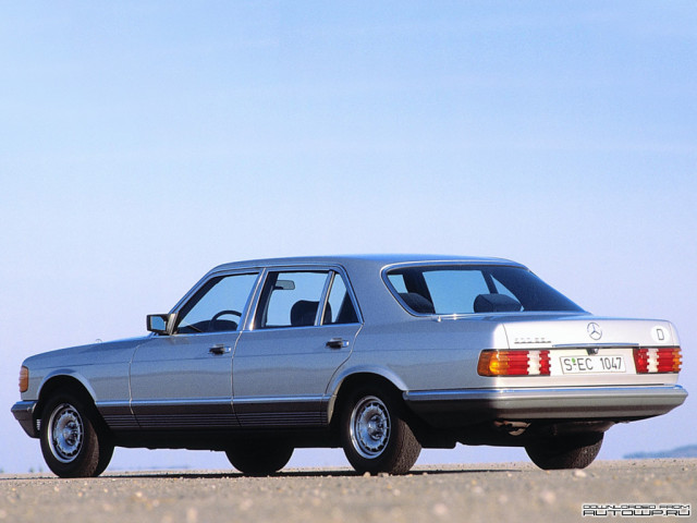 Mercedes-Benz S-Class W126 фото