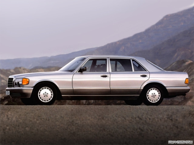 Mercedes-Benz S-Class W126 фото