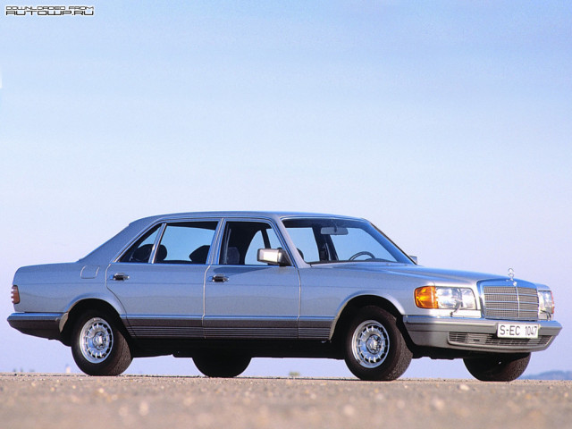 Mercedes-Benz S-Class W126 фото