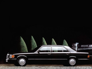 Mercedes-Benz S-Class W126 фото