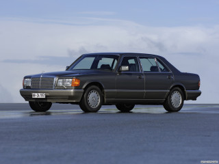 Mercedes-Benz S-Class W126 фото