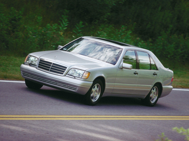 Mercedes-Benz S-Class W140 фото