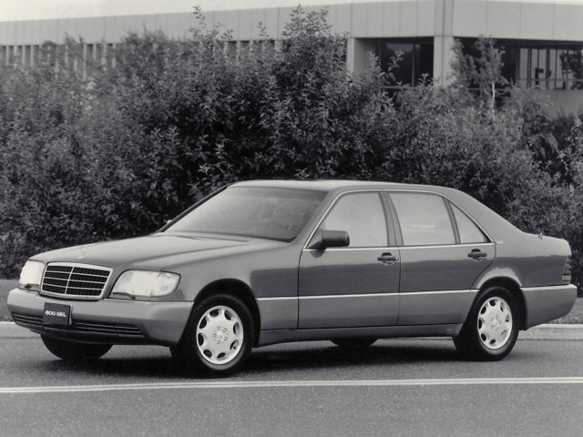 Mercedes-Benz S-Class W140 фото