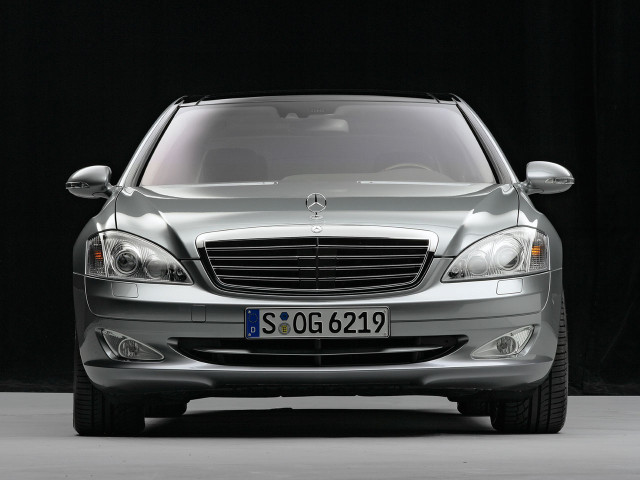 Mercedes-Benz S-Class W221 фото