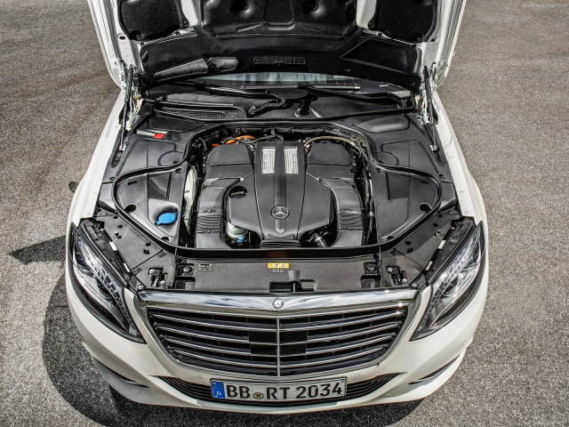 Mercedes-Benz S-Class W222 фото