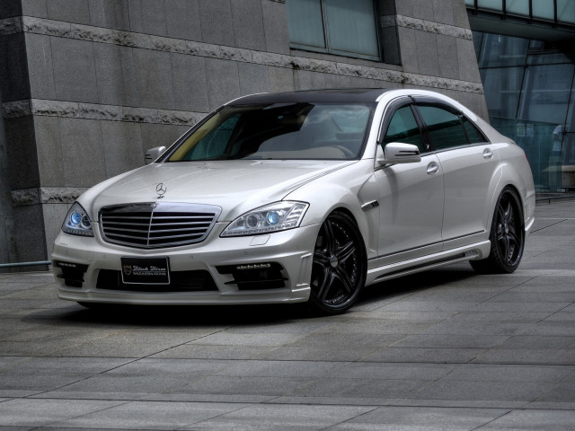 Mercedes-Benz S-Class фото