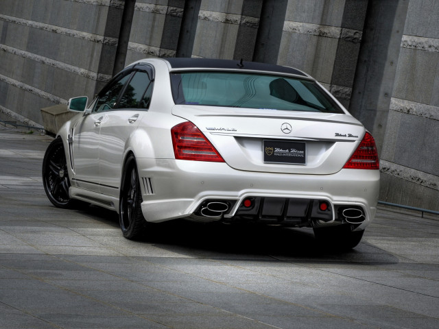 Mercedes-Benz S-Class фото