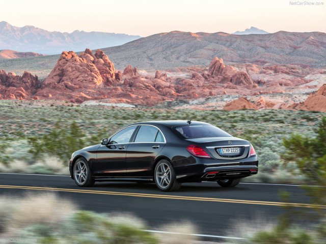 Mercedes-Benz S-Class фото