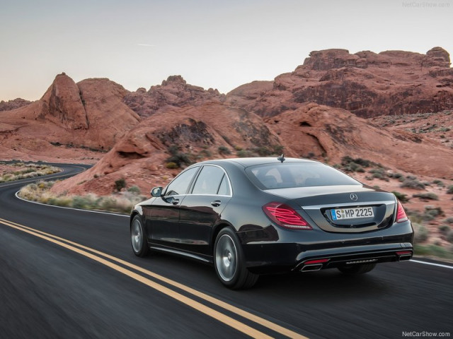 Mercedes-Benz S-Class фото