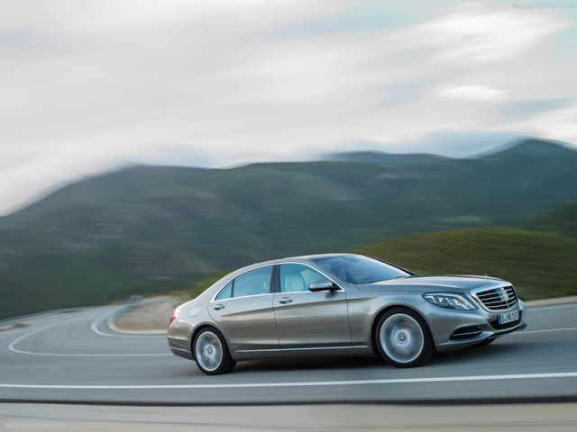 Mercedes-Benz S-Class фото