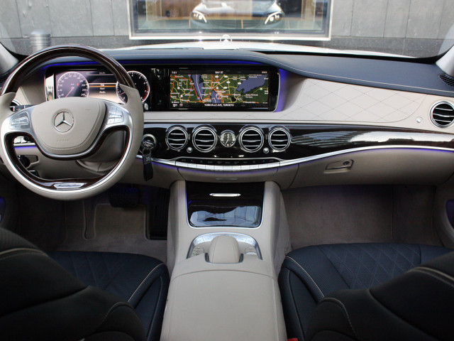 Mercedes-Benz S-Class фото