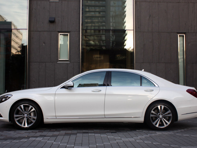 Mercedes-Benz S-Class фото