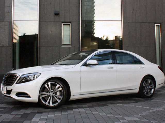 Mercedes-Benz S-Class фото