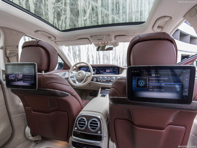 Mercedes-Benz S-Class фото