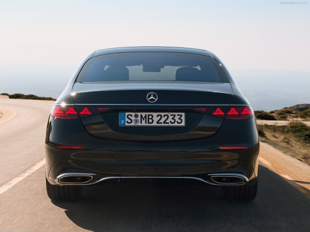 Mercedes-Benz S-Class фото