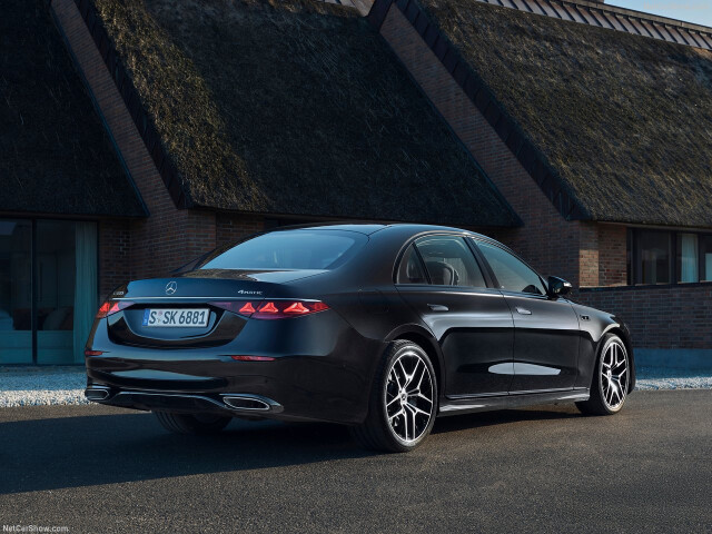 Mercedes-Benz S-Class фото