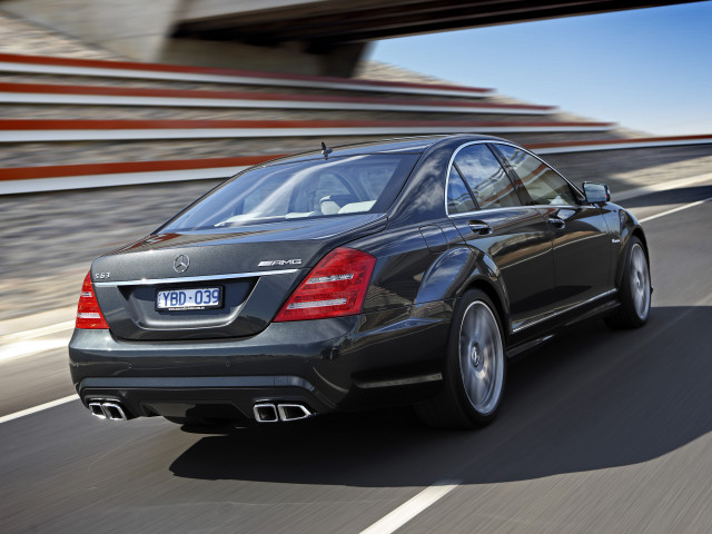 Mercedes-Benz S63 AMG фото