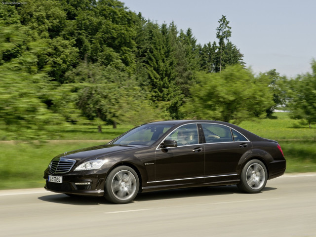 Mercedes-Benz S63 AMG фото