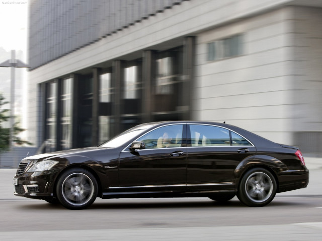 Mercedes-Benz S63 AMG фото