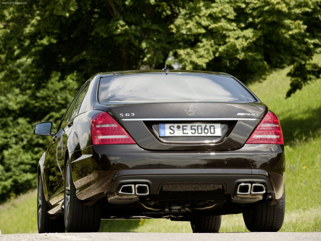 Mercedes-Benz S63 AMG фото