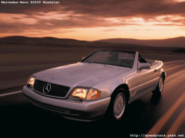 Mercedes-Benz SL IV (R129), родстер, серебристый металлик, вид три четверти спереди — фото 4404