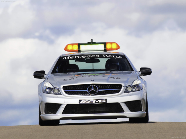 Mercedes-Benz SL63 AMG F1 Safety Car фото