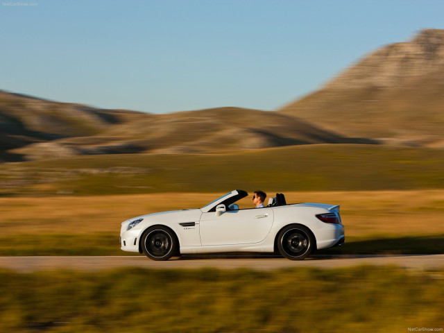 Mercedes-Benz SLK55 AMG фото