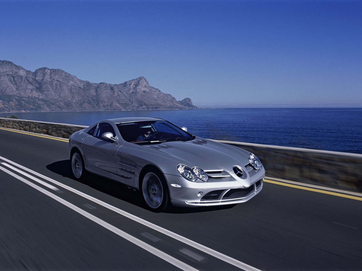 Mercedes-Benz SLR McLaren фото 14324