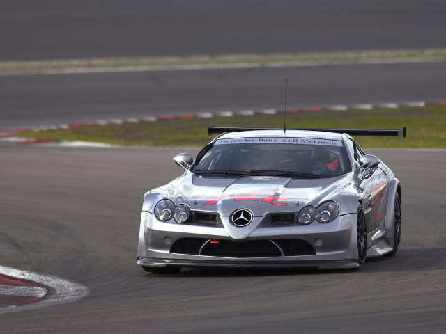 Mercedes-Benz SLR722 GT McLaren фото